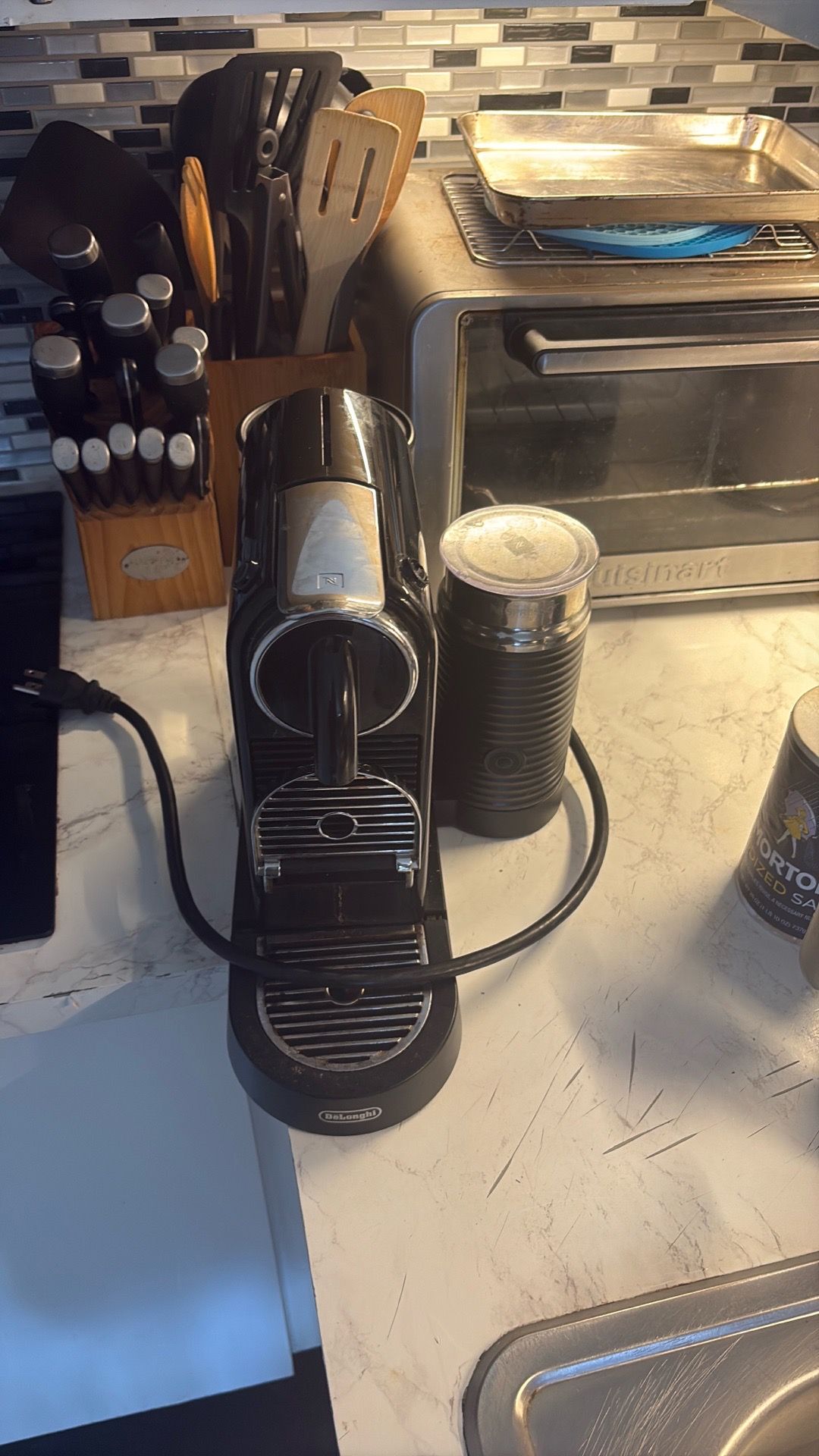 De longhi Nespresso machine.