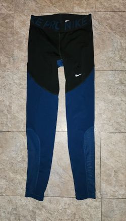 Nike womans athletic tights medium