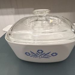 2 Vintage Corningware ‘Cornflower’ Dishes