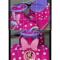 MINNIE MOUSE TRUCK 