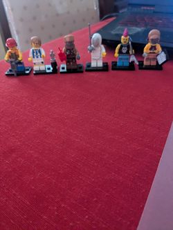 Minifigures