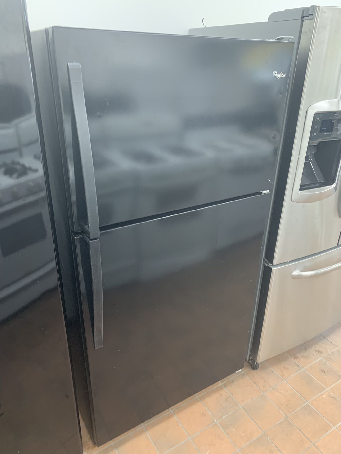 Black refrigerator/60 day warranty