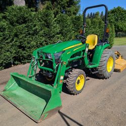 2023 John Deere 3032E Tractor/Brush Hog