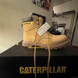 BRAND NEW CATERPILLAR WORK BOOTS 