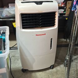 Honeywell Portable A/C