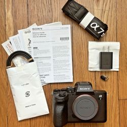 Sony a7IV 
