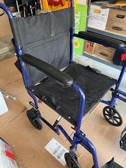 Transport wheelchair