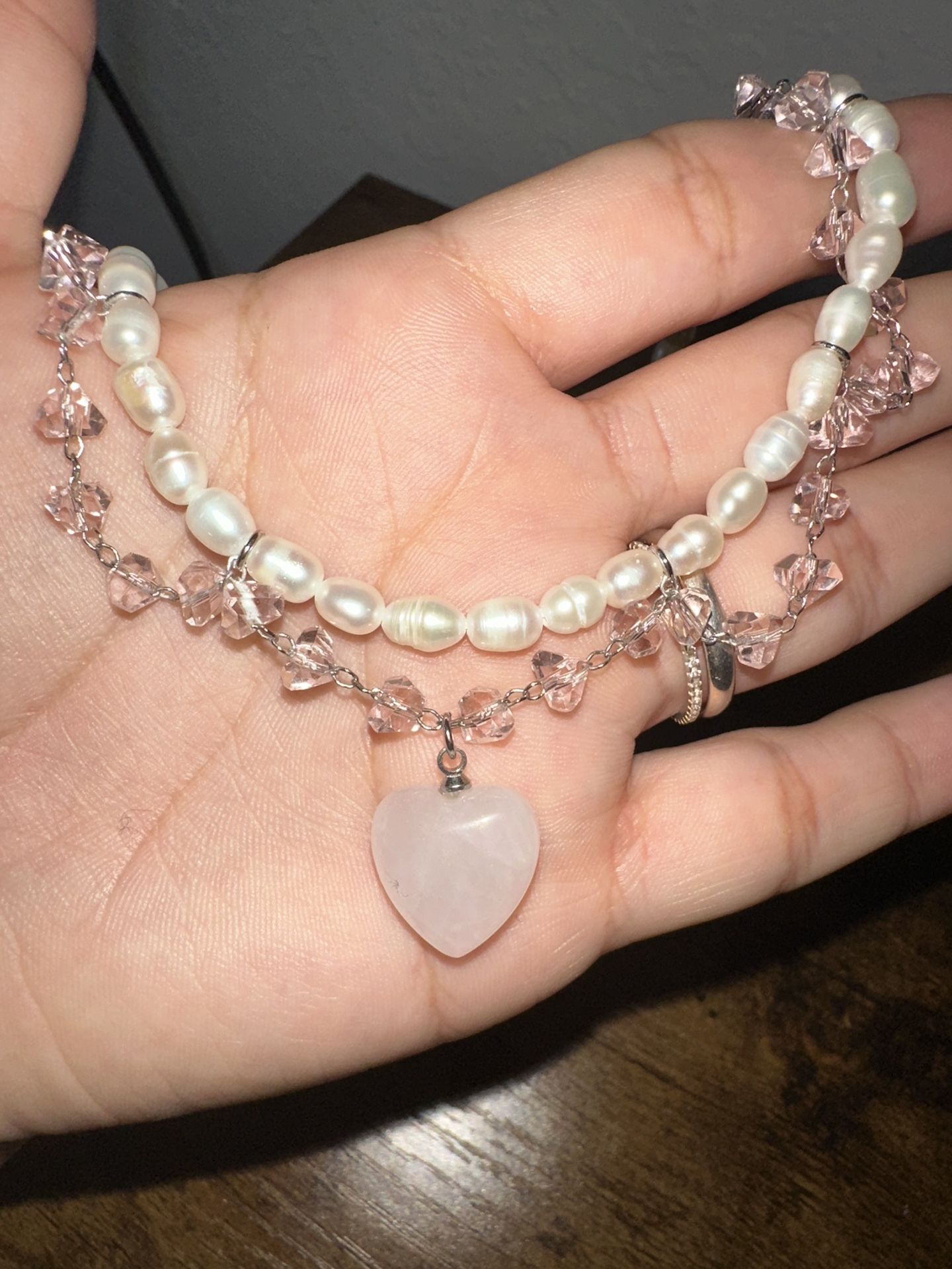 Real stones elegante Pearl and Pink Heart Necklace