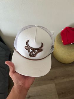 Lost Calf Buckle hat