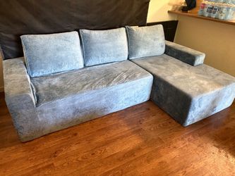 FREE DELIVERY boneless couch