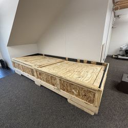Wooden Crate/Pallet/Material