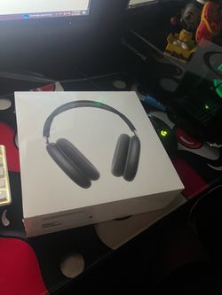 AirPod Max Headphones in Box