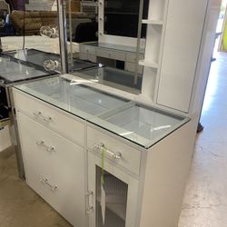 Vanity White In Sale