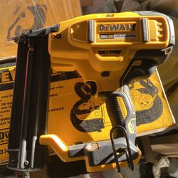 DeWalt XR 18g Nailer