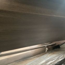 Headbroad New Only Used 5 Month Neve Set Up 