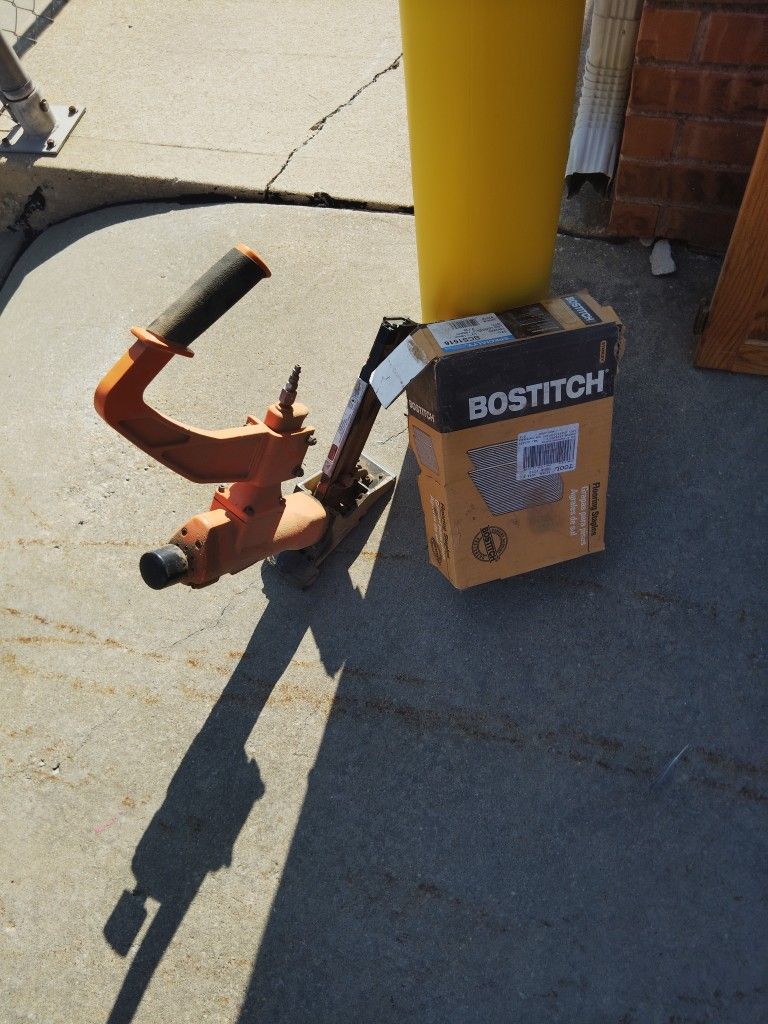Makita Nail Gun