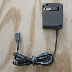 Nintendo Ds Lite Charger USG-002 USA


