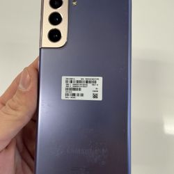Samsung Galaxy S21 5G with 128GB Unlocked