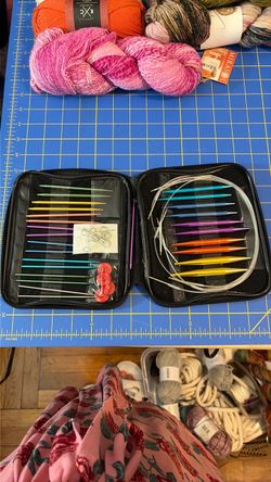 Aluminum interchangeable knitting needles