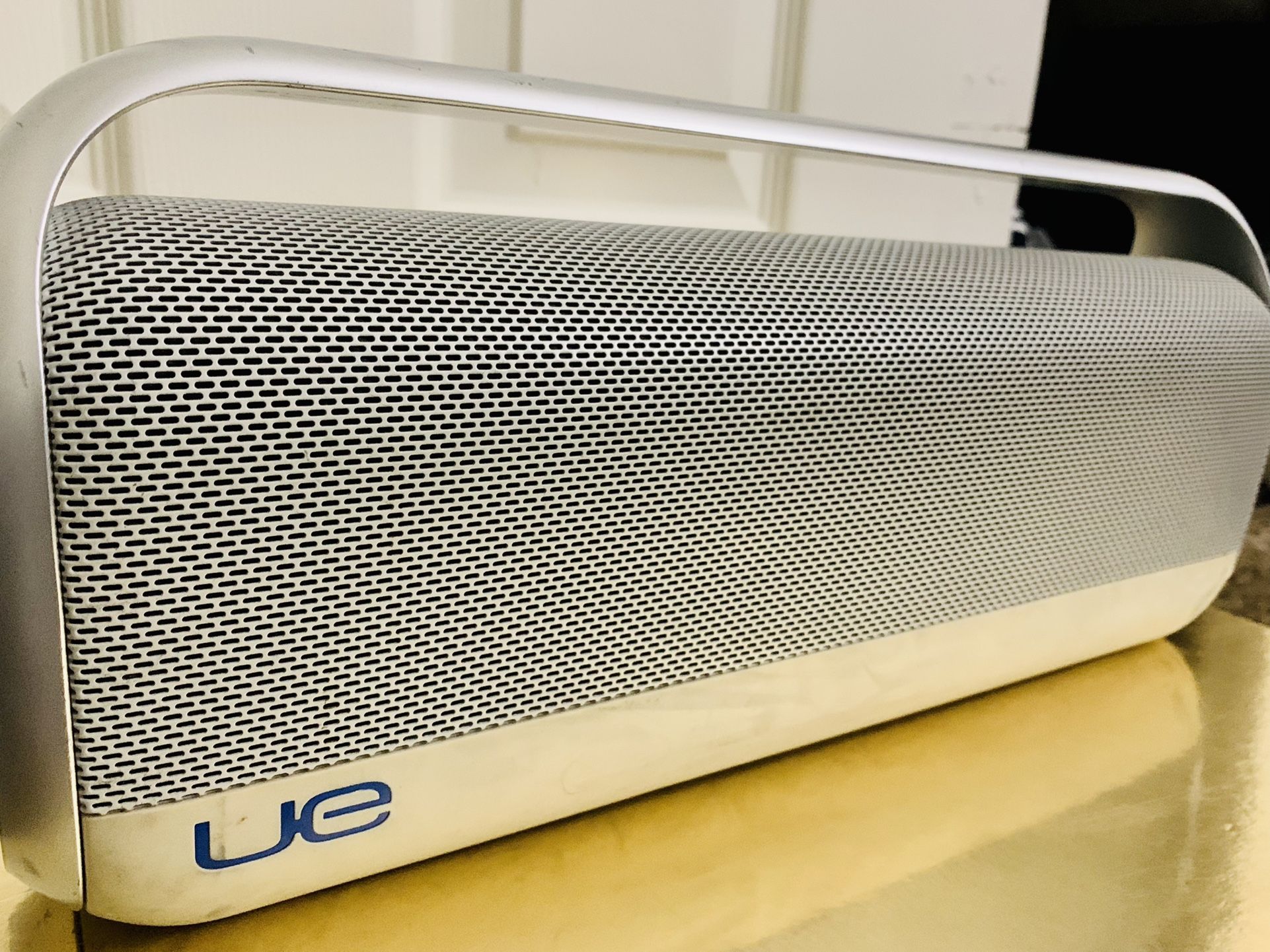 Logitech UE Boombox