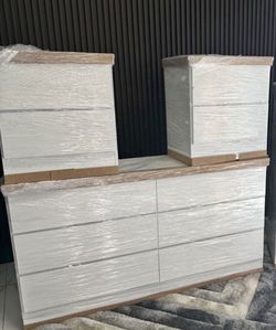 Dresser And 2 Nightstands - Cómoda Y 2 Mesitas De Noche 