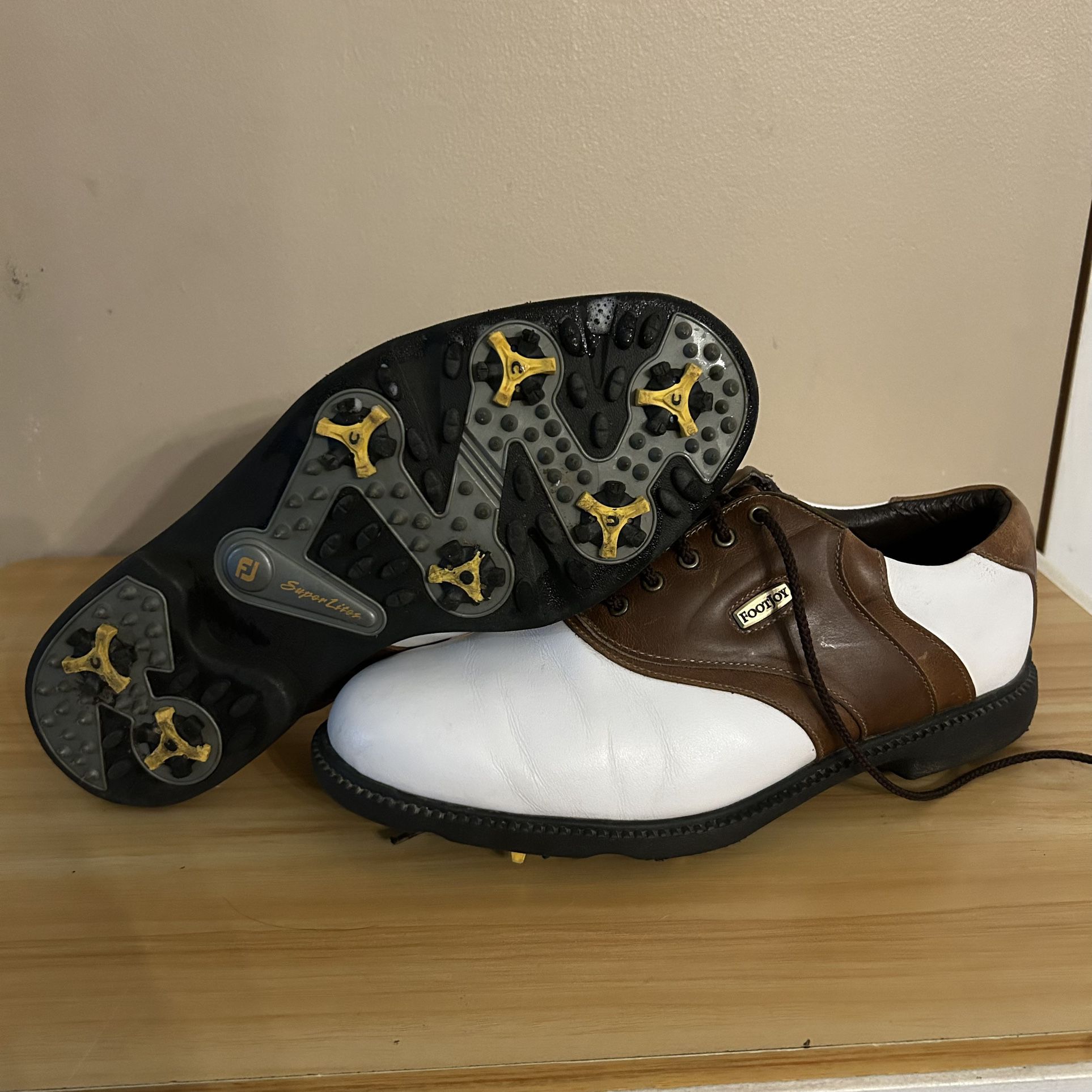 FootJoy Mens Superlites, Brown/White Oxford Golf Shoes 58049 Sz 9.5 