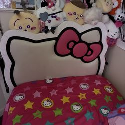 Hello kitty headboard