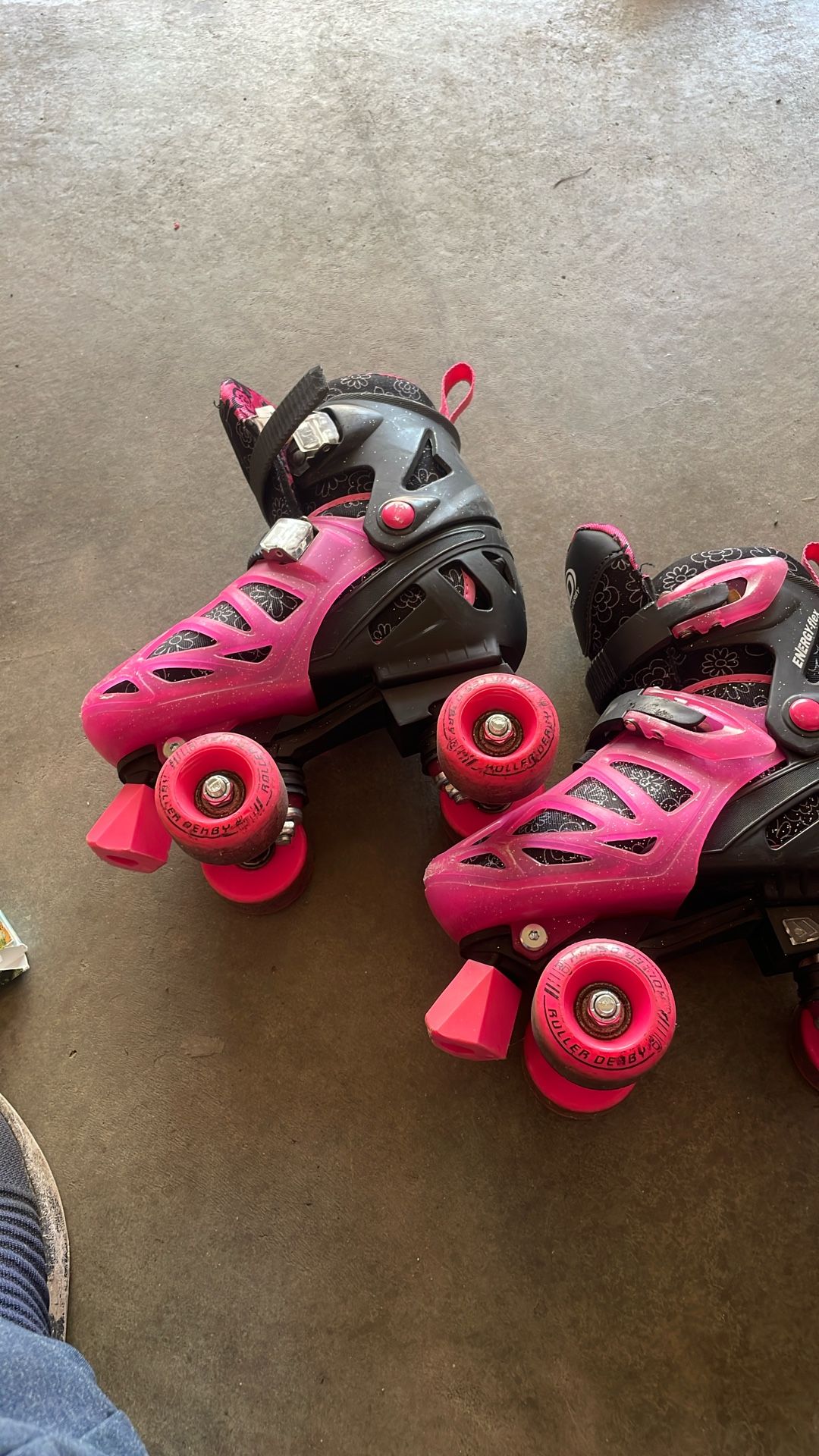 Skates