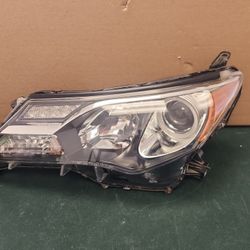 2013 2014 2015 Toyota RAV4 RAV-4 Headlight Driver Left LH Halogen OEM