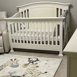 4 In 1 Convertible Crib White