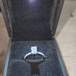 Moissanite Diamond Baguette Engagement Ring 6.5mm