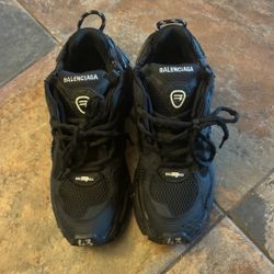 Matte black balenciaga runners 