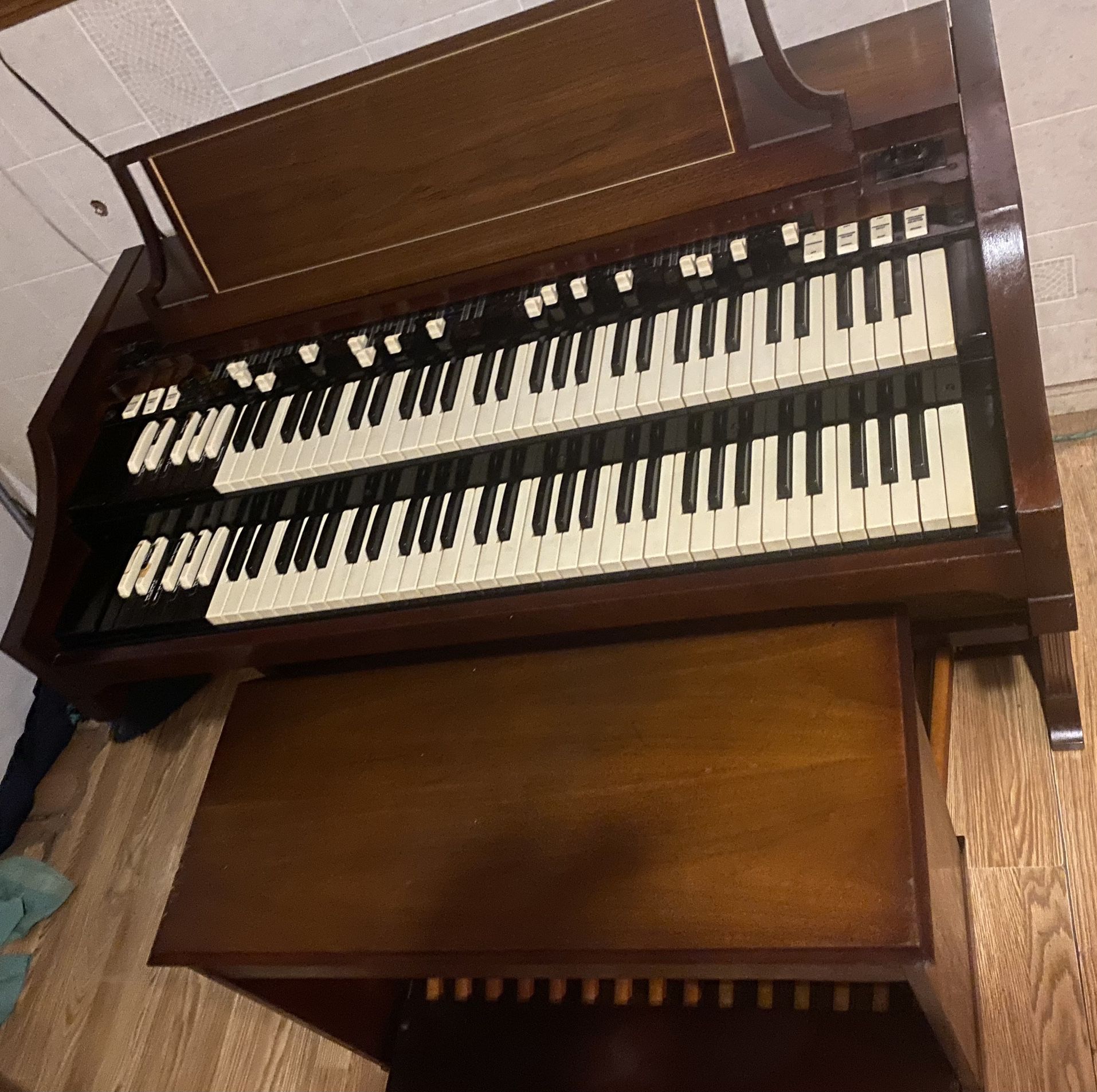Hammond Organ A-100 One Owner Very Clean 
