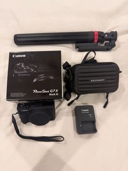 Canon G7X Mark III and accessories