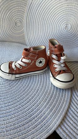 Little kid’s unisex high top rust convers