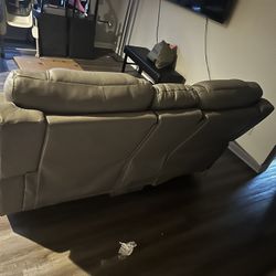 Reclining Couch 