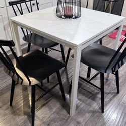 Black And White Dining Set