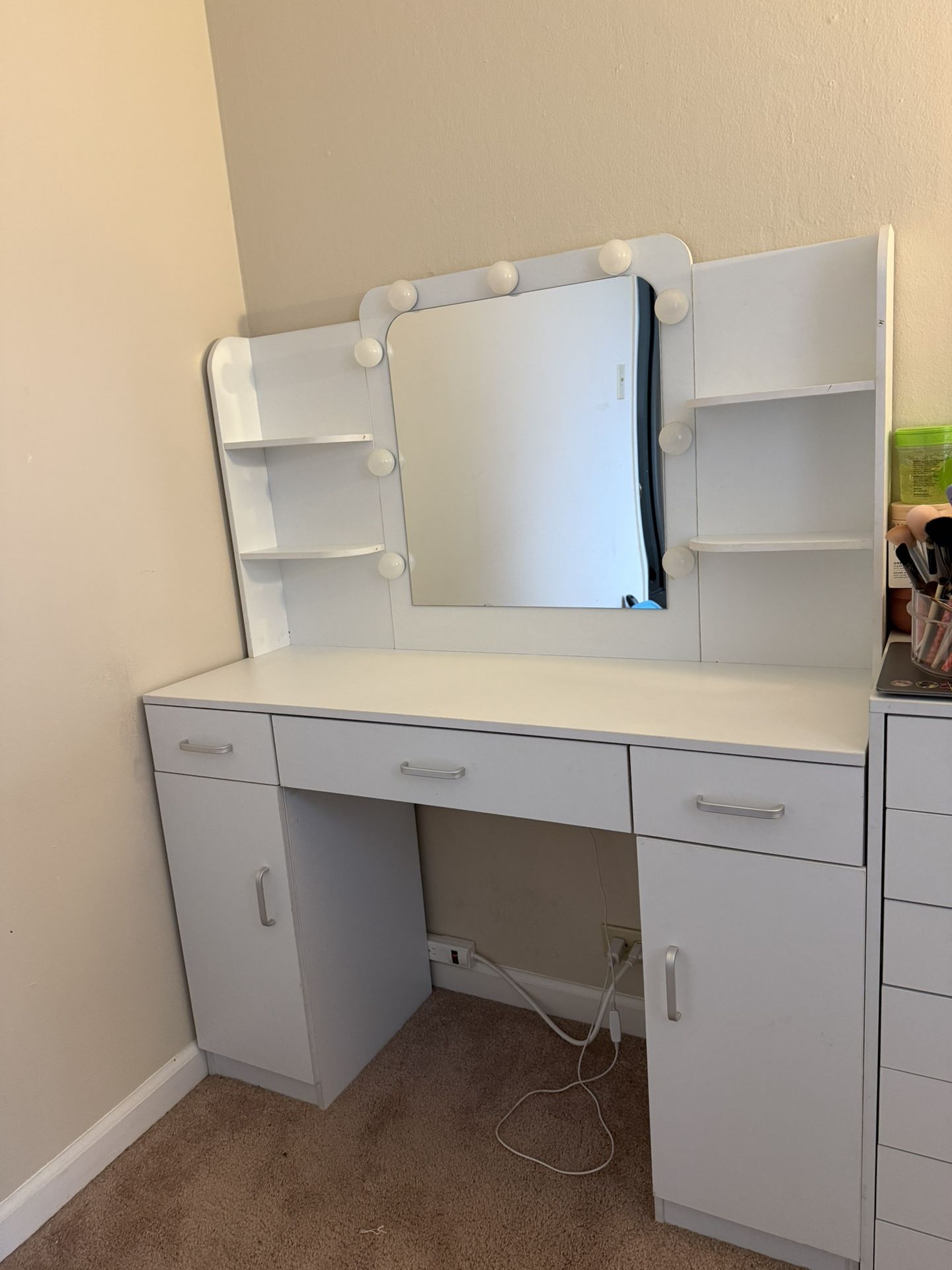 Makeup Vanity