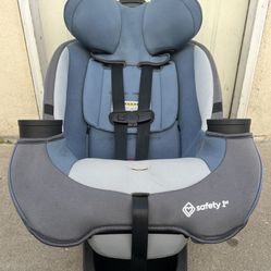 SAFETY 1ST CONVERTIBLE 
