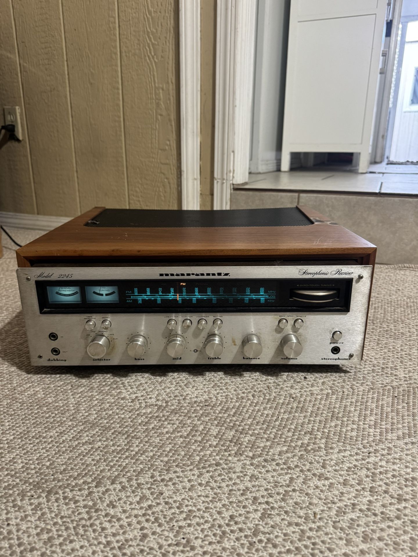 Stereophonic Receiver 