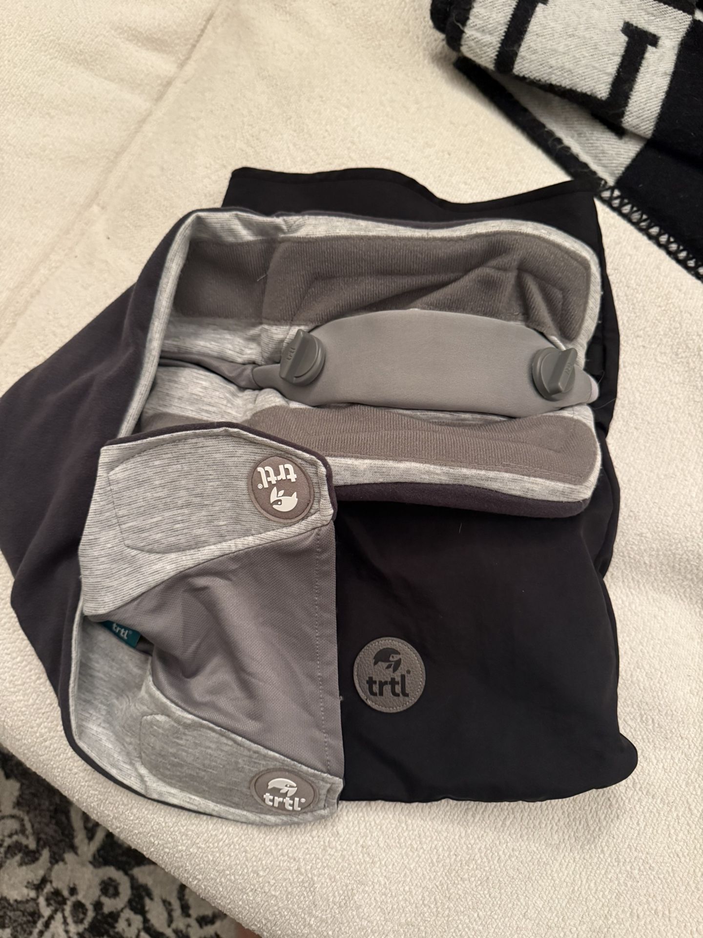 TRTL High End Neck Pillow