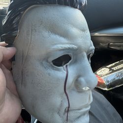 MICHAEL MYERS