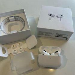  AirPods Pro (1st Generation) 
