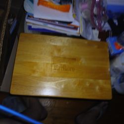 Memorabilia Marlboro Poker Set