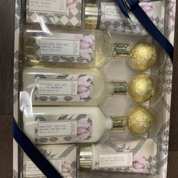 Jardin Dw Fleura 10 Piece Bath And Body Gift Set