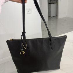 Coach Tote Purse