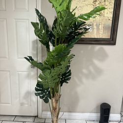 Fake Monstera Almost 6ft