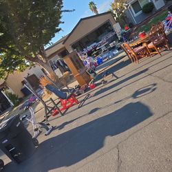 Huge Yard Sale Friday 10/3 Saturday 10/4