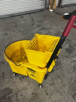 Mop Bucket -