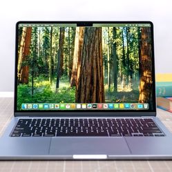 MacBook Pro 15.7 Very Great Cond.